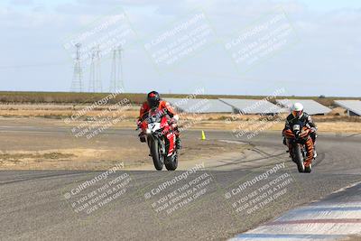 media/Nov-03-2024-TrackDaz (Sun) [[44580f4982]]/B Group/1220pm (Wheelie Bump)/